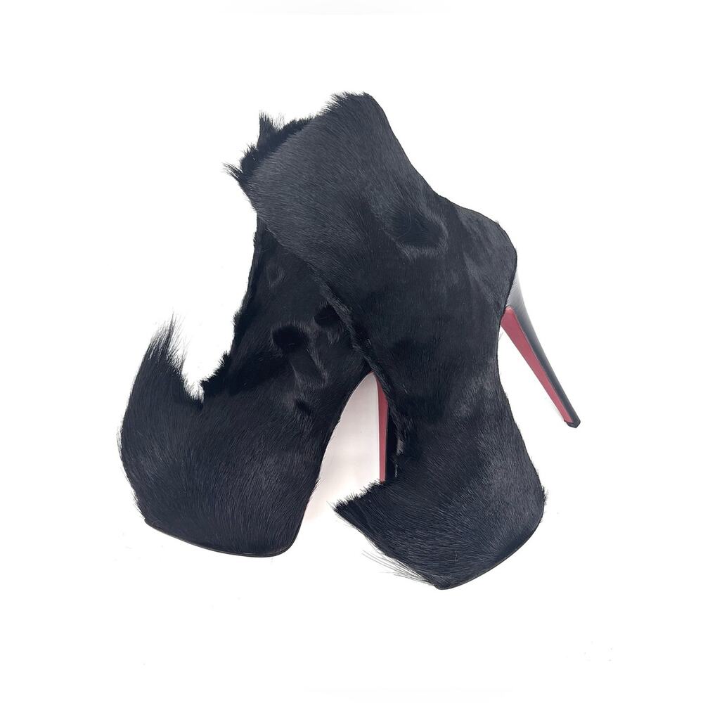 Christian Louboutin A/W 2011 Puck Booty Springbok Fur Platform Ankle Boots 36 - Picture 9 of 11